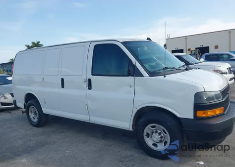 2020 Chevrolet Express Cargo Rwd 2500 Regular Wheelbase Wt z USA, uszkodzony, nr VIN 1GCWGAFPXL1225489